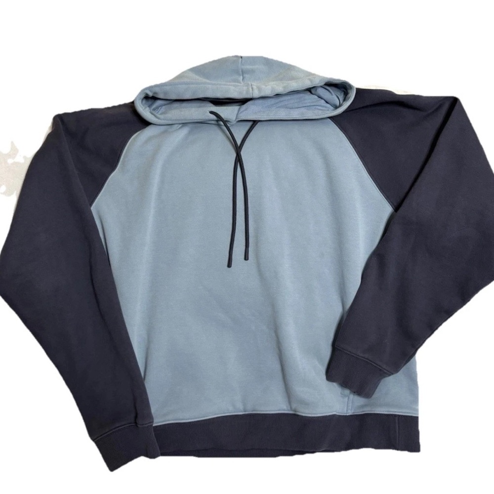 Fabletics Hoodie Mens L Blue Stretch Long Sleeve Pockets Drawstring Pullover